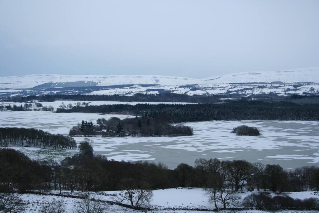 The Mews - A Cottage With A Spectacular Lake View Port Of Menteith Εξωτερικό φωτογραφία