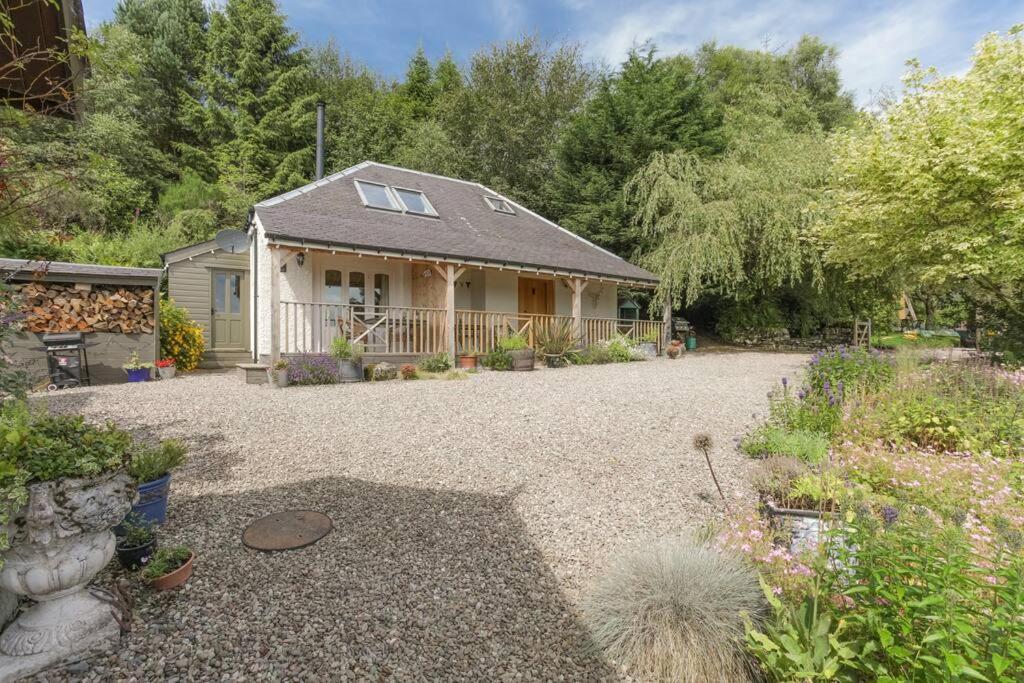 The Mews - A Cottage With A Spectacular Lake View Port Of Menteith Εξωτερικό φωτογραφία