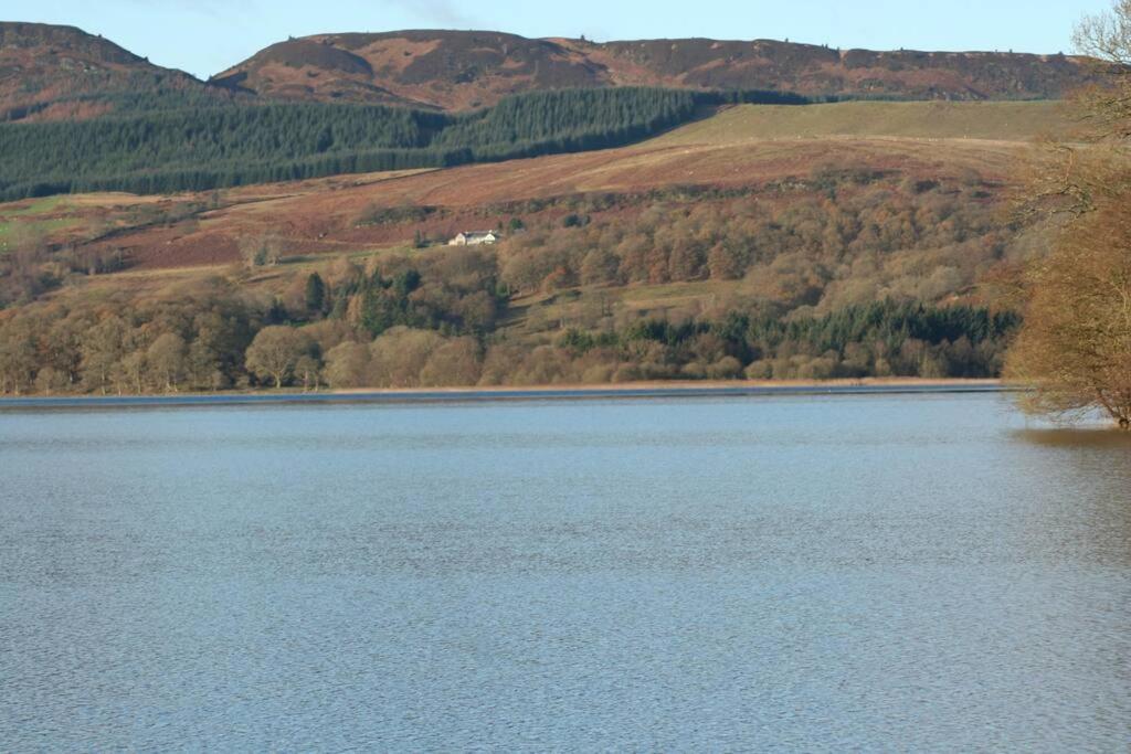 The Mews - A Cottage With A Spectacular Lake View Port Of Menteith Εξωτερικό φωτογραφία