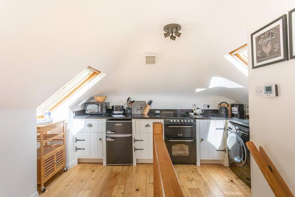 The Mews - A Cottage With A Spectacular Lake View Port Of Menteith Εξωτερικό φωτογραφία